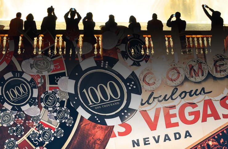 People enjoying the water show ath the Bellagio fountain.